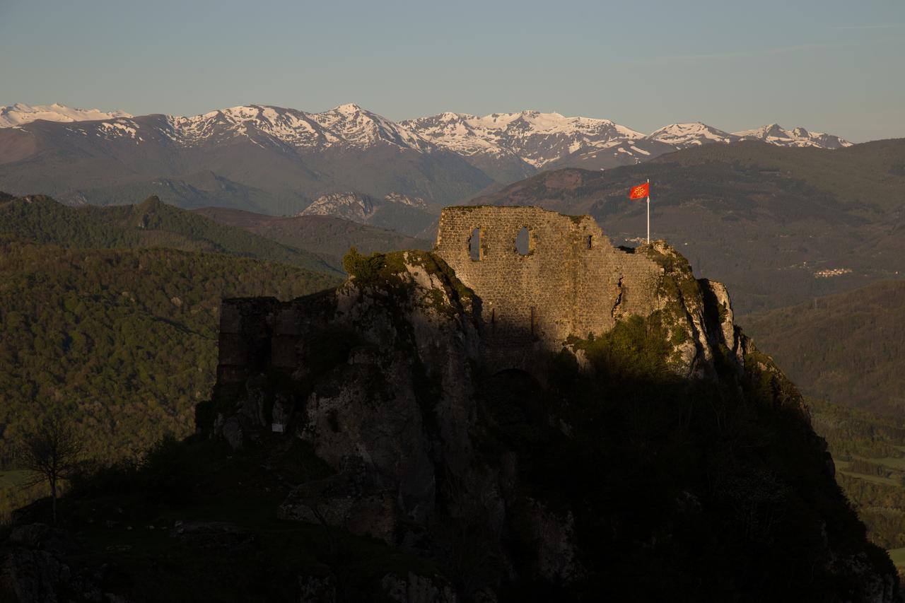 Gite D'Etape De Roquefixade Dış mekan fotoğraf